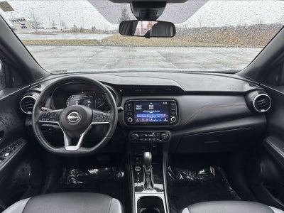 2023 Nissan Kicks SR