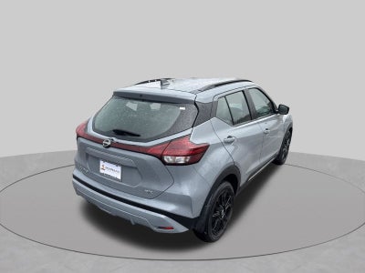 2023 Nissan Kicks SR