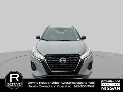2023 Nissan Kicks SR