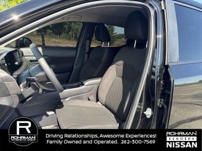2025 Nissan Kicks S