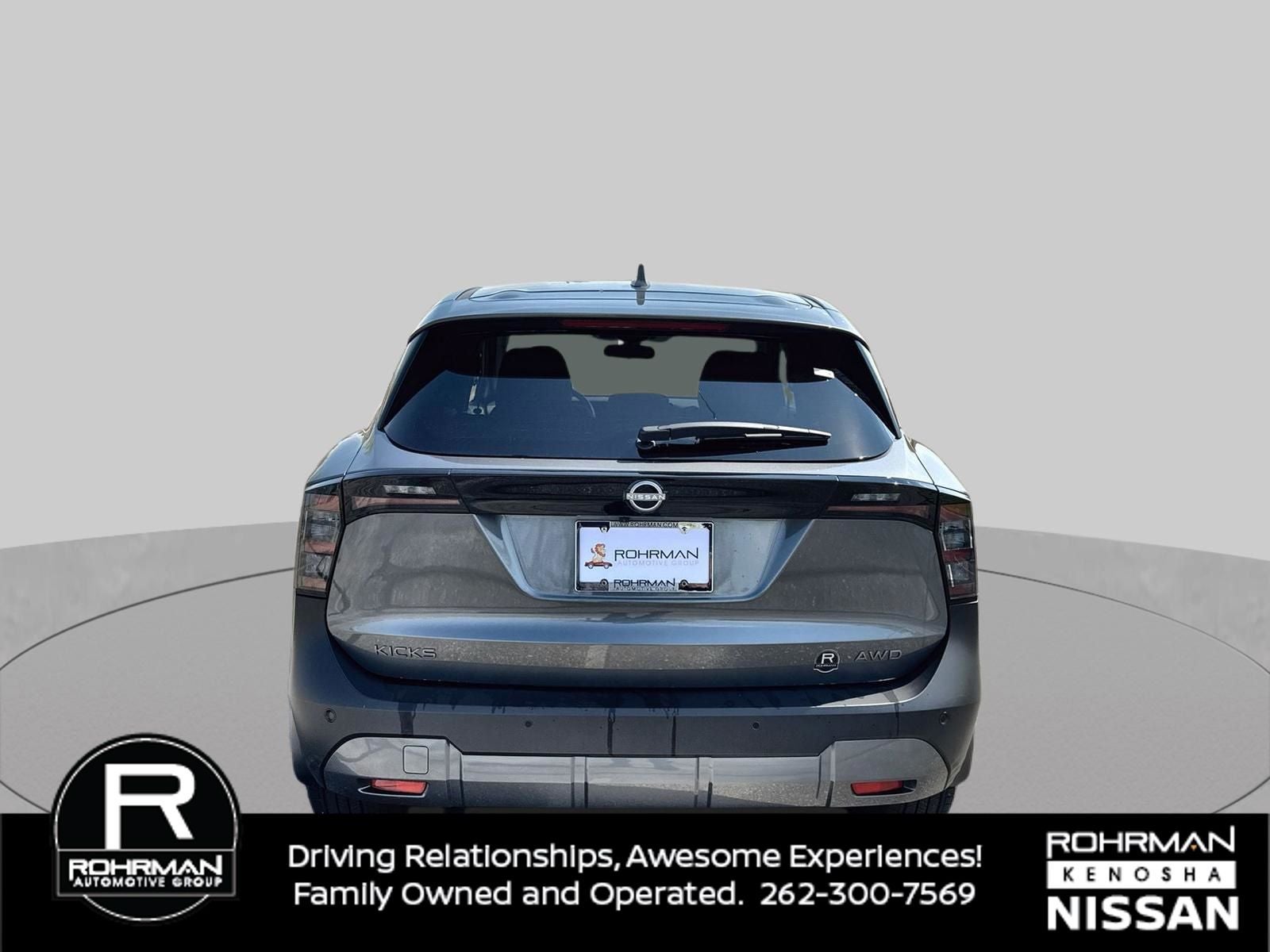2025 Nissan Kicks SV