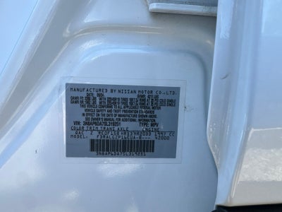 2025 Nissan Kicks SR
