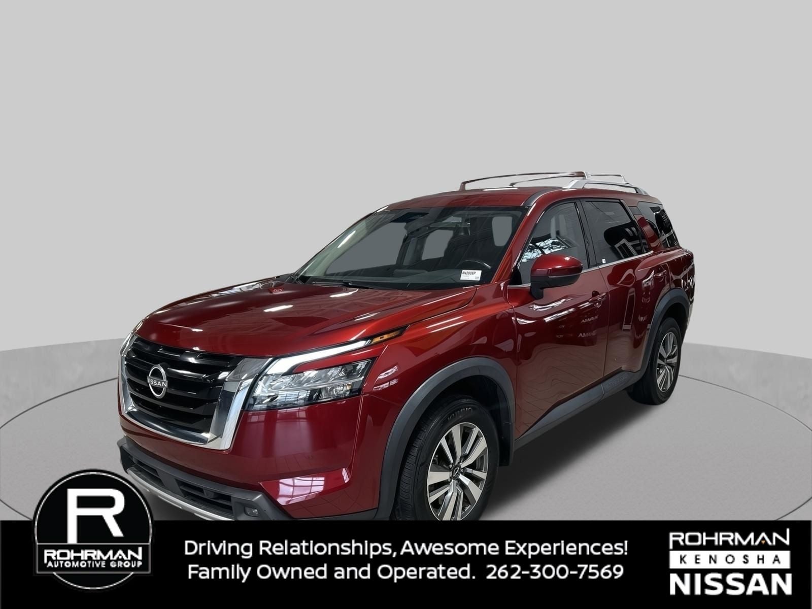 2023 Nissan Pathfinder SL