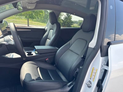 2024 Tesla Model Y Standard Range