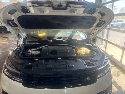 2024 Land Rover Range Rover Sport SE