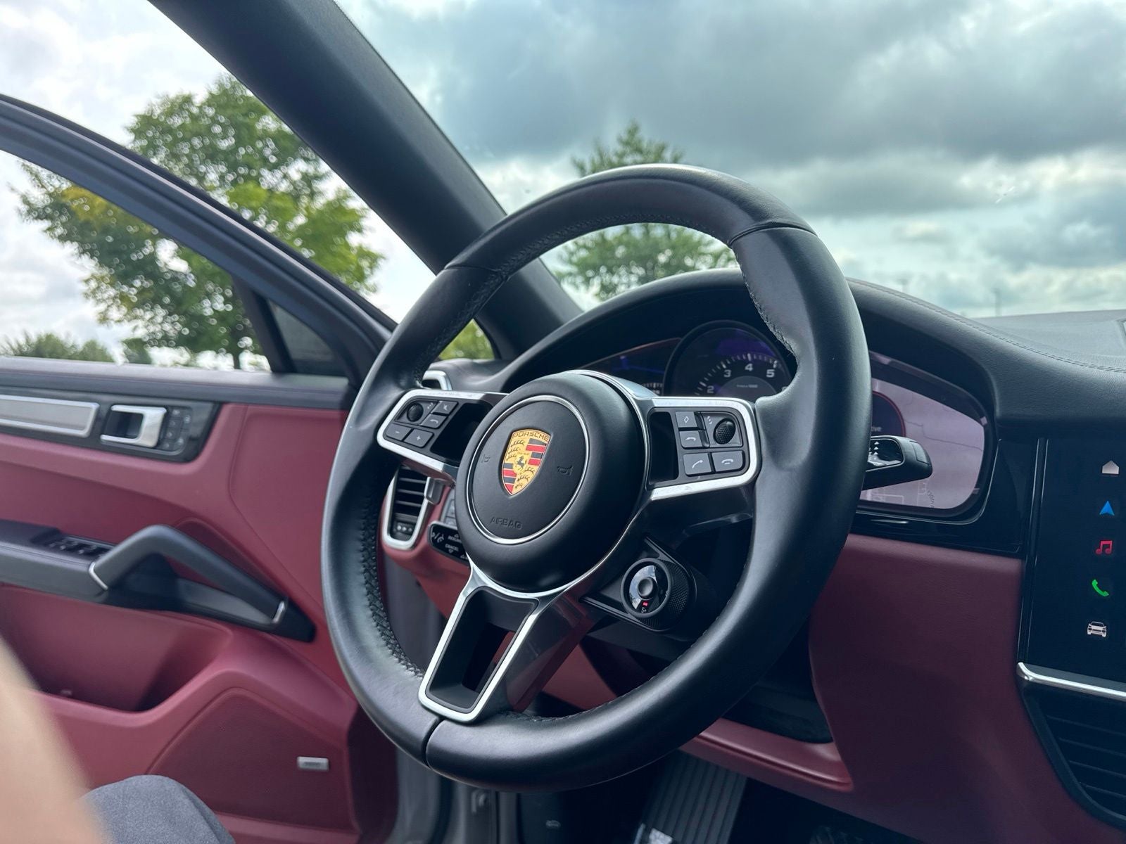 2022 Porsche Cayenne Coupe Platinum Edition