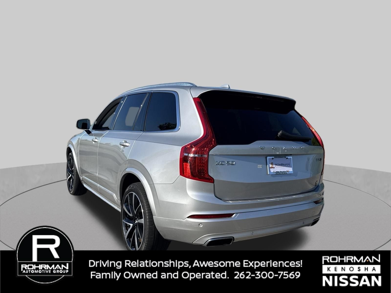2021 Volvo XC90 T6 Momentum