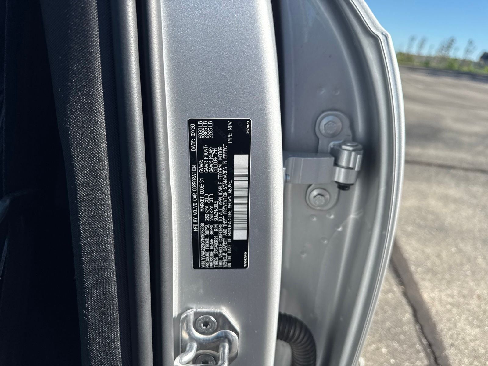 2021 Volvo XC90 T6 Momentum