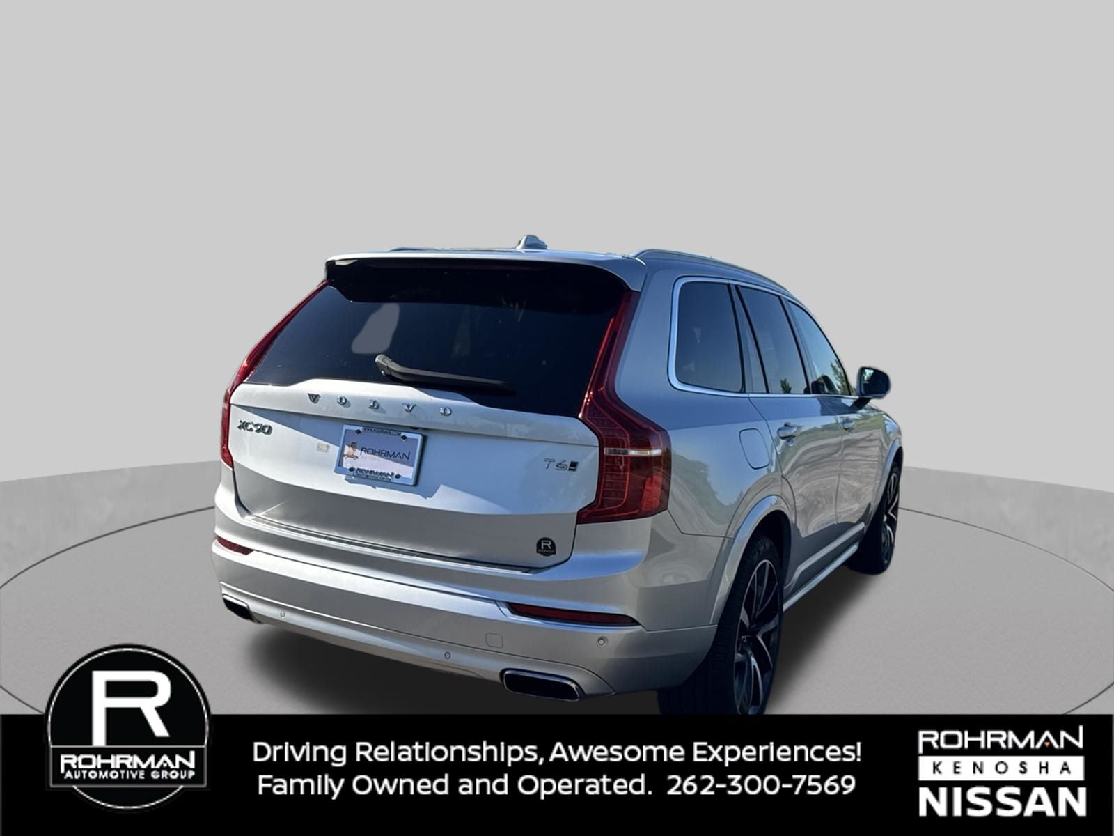 2021 Volvo XC90 T6 Momentum