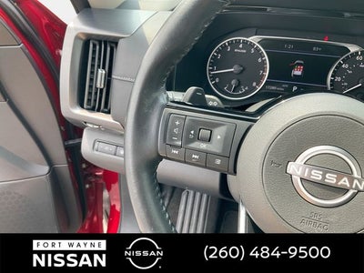 2023 Nissan Pathfinder SL