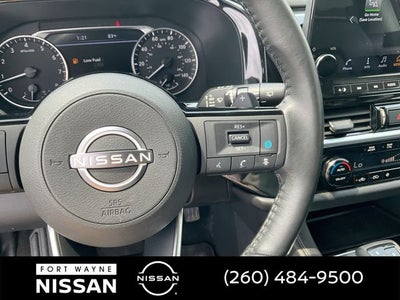 2023 Nissan Pathfinder SL