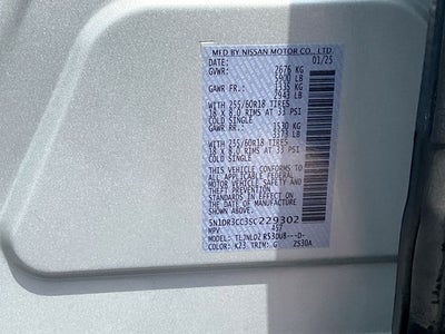 2025 Nissan Pathfinder SL