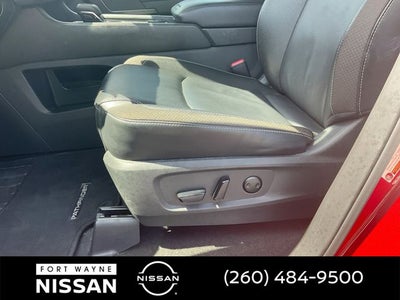 2024 Nissan Pathfinder SL
