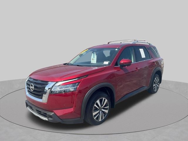 2024 Nissan Pathfinder SL
