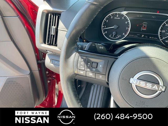 2024 Nissan Pathfinder SL