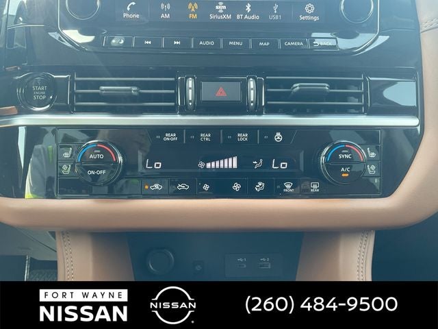 2025 Nissan Pathfinder Platinum