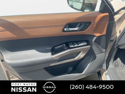 2025 Nissan Pathfinder Platinum