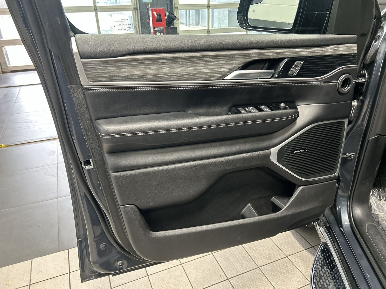 2024 Jeep Wagoneer Series II