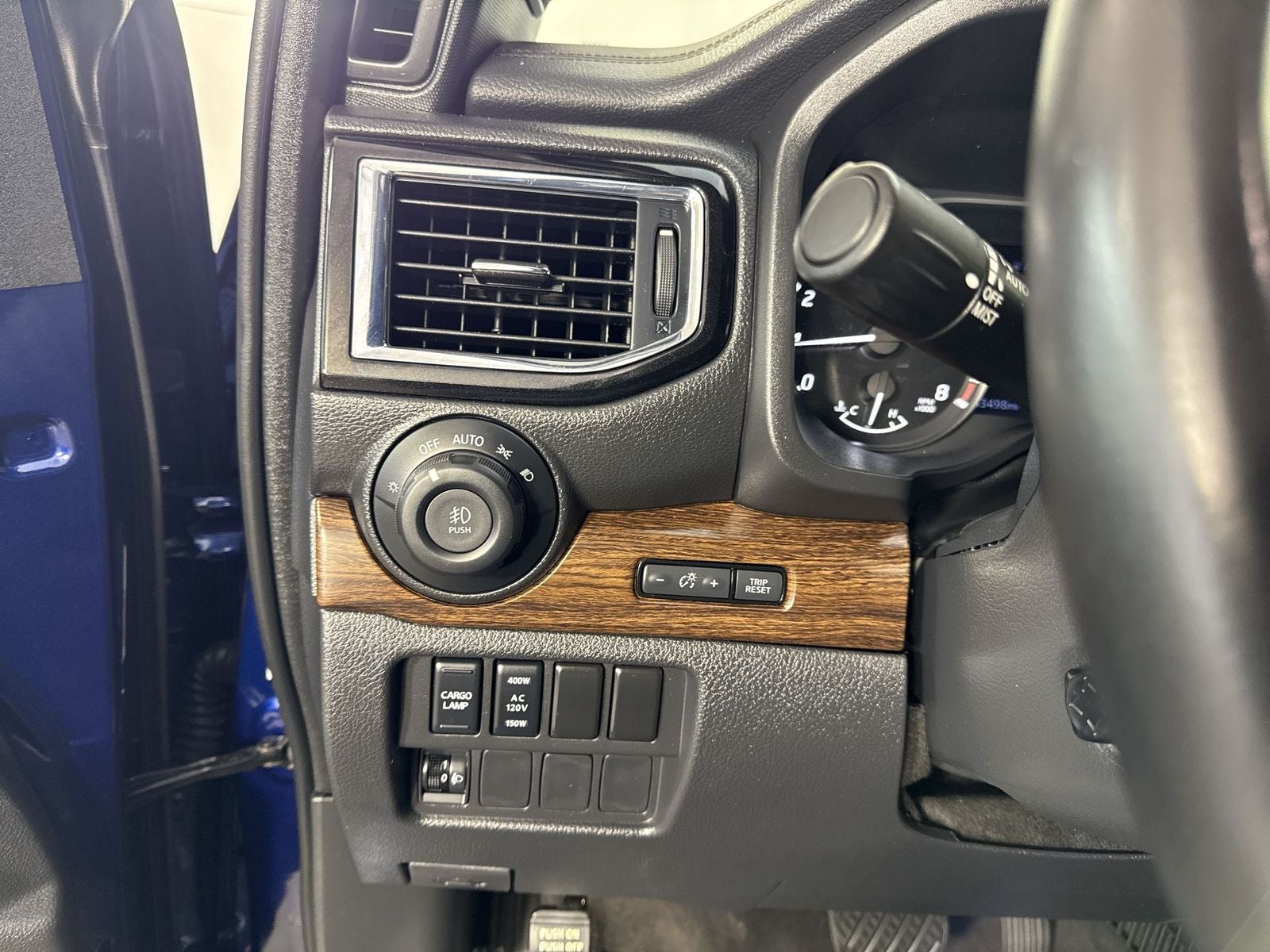 2023 Nissan Titan Platinum Reserve