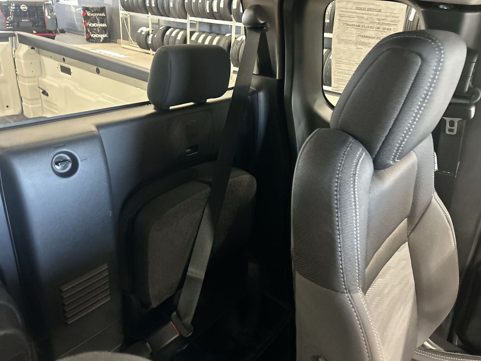 2024 Nissan Frontier SV