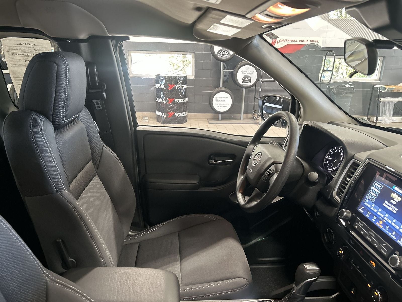 2024 Nissan Frontier SV