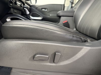 2024 Nissan Frontier SL