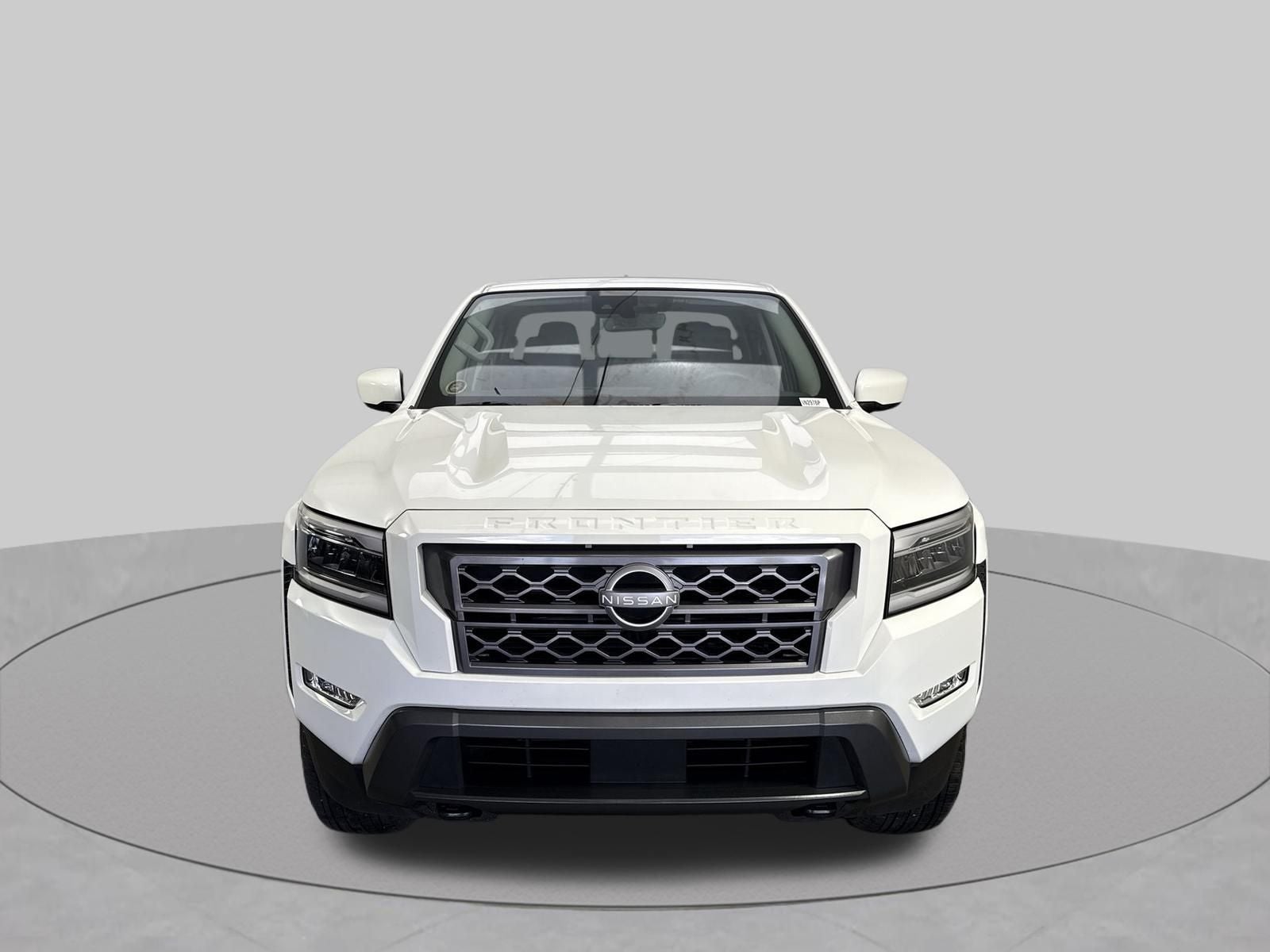 2024 Nissan Frontier SL