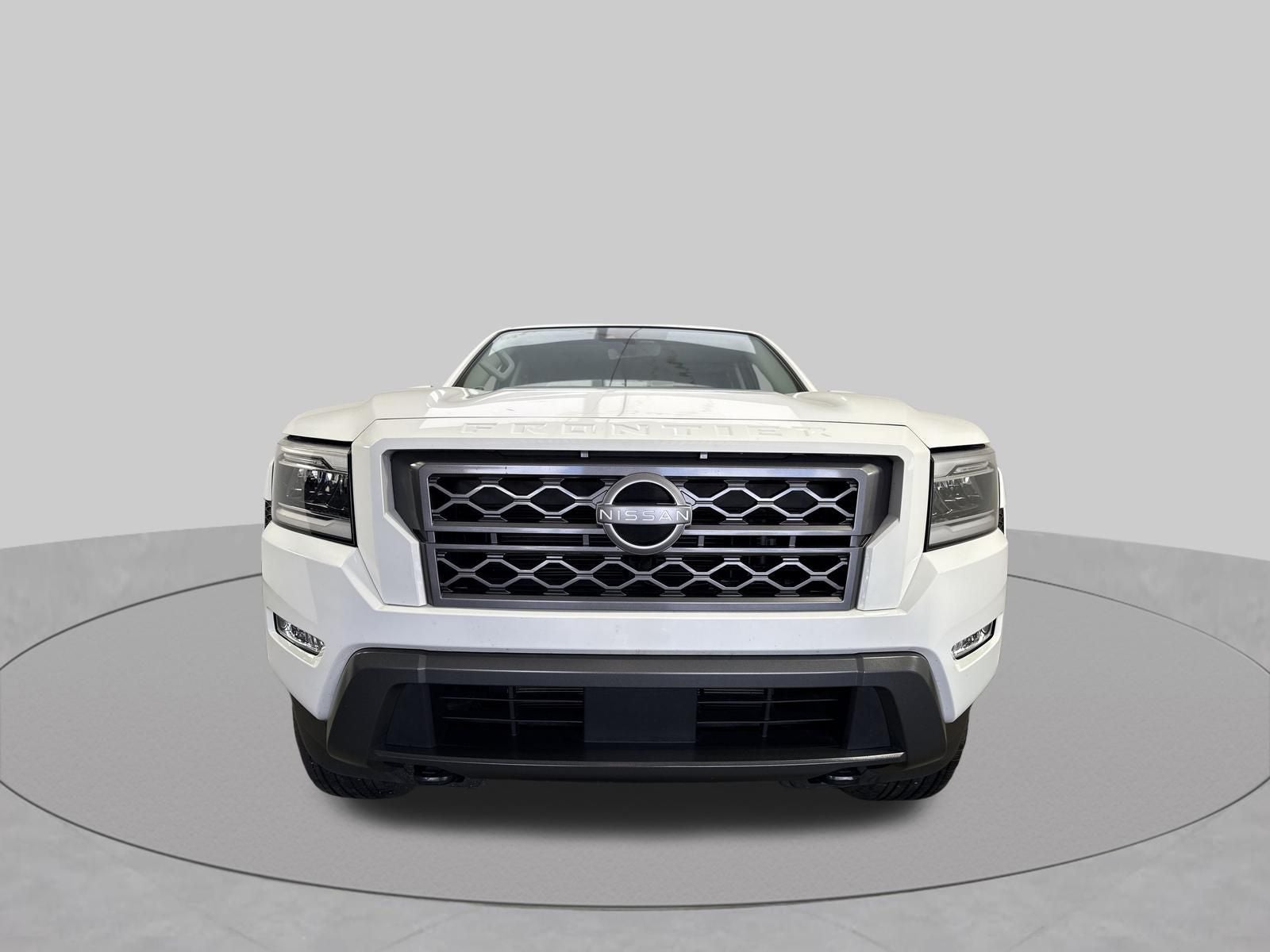 2024 Nissan Frontier SL