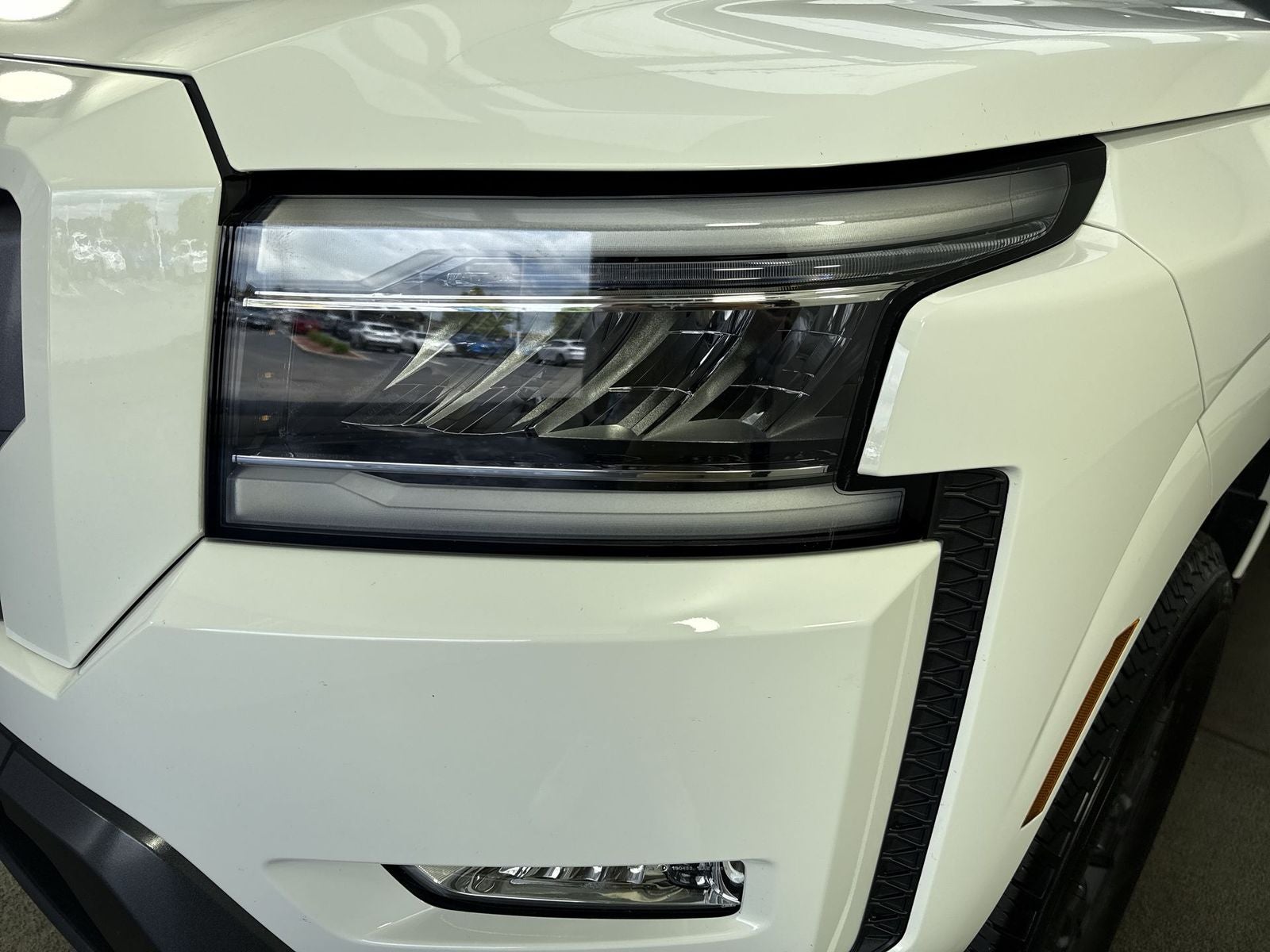 2024 Nissan Frontier SL