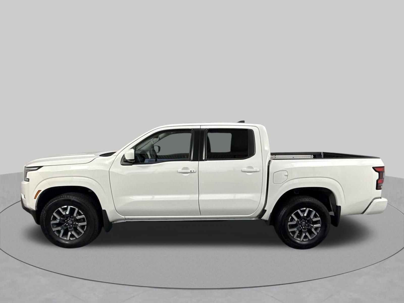 2024 Nissan Frontier SL
