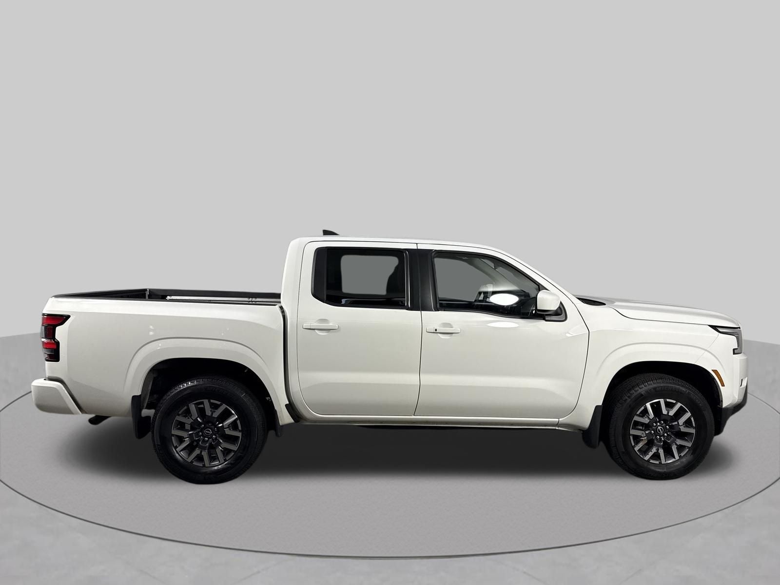 2024 Nissan Frontier SL