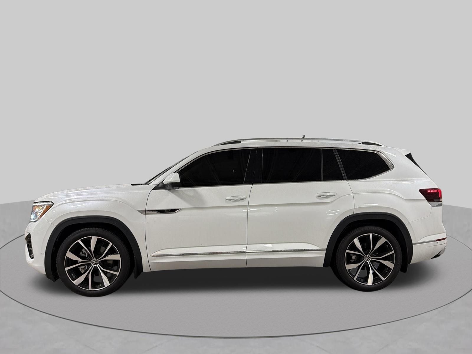 2024 Volkswagen Atlas 2.0T SEL Premium R-Line