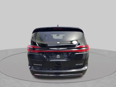 2023 Chrysler Pacifica Hybrid Limited