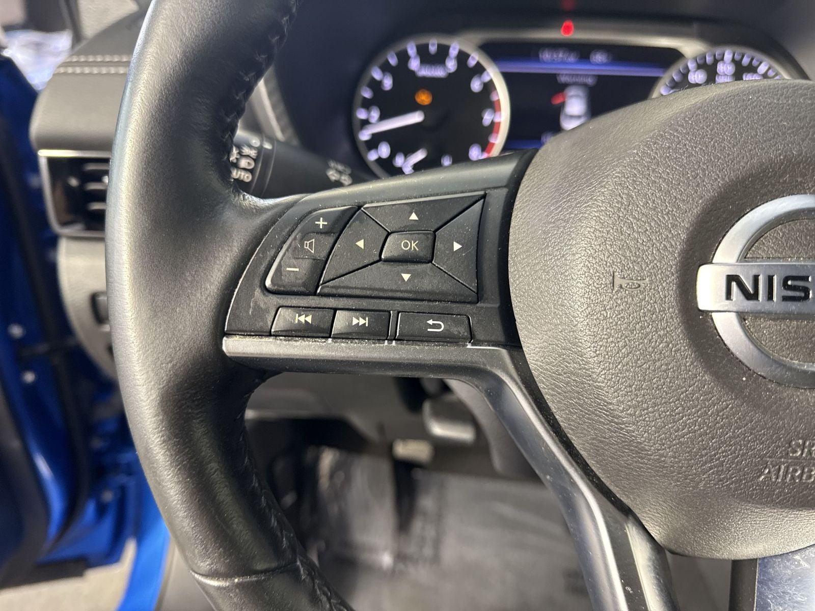 2023 Nissan Sentra SV sv