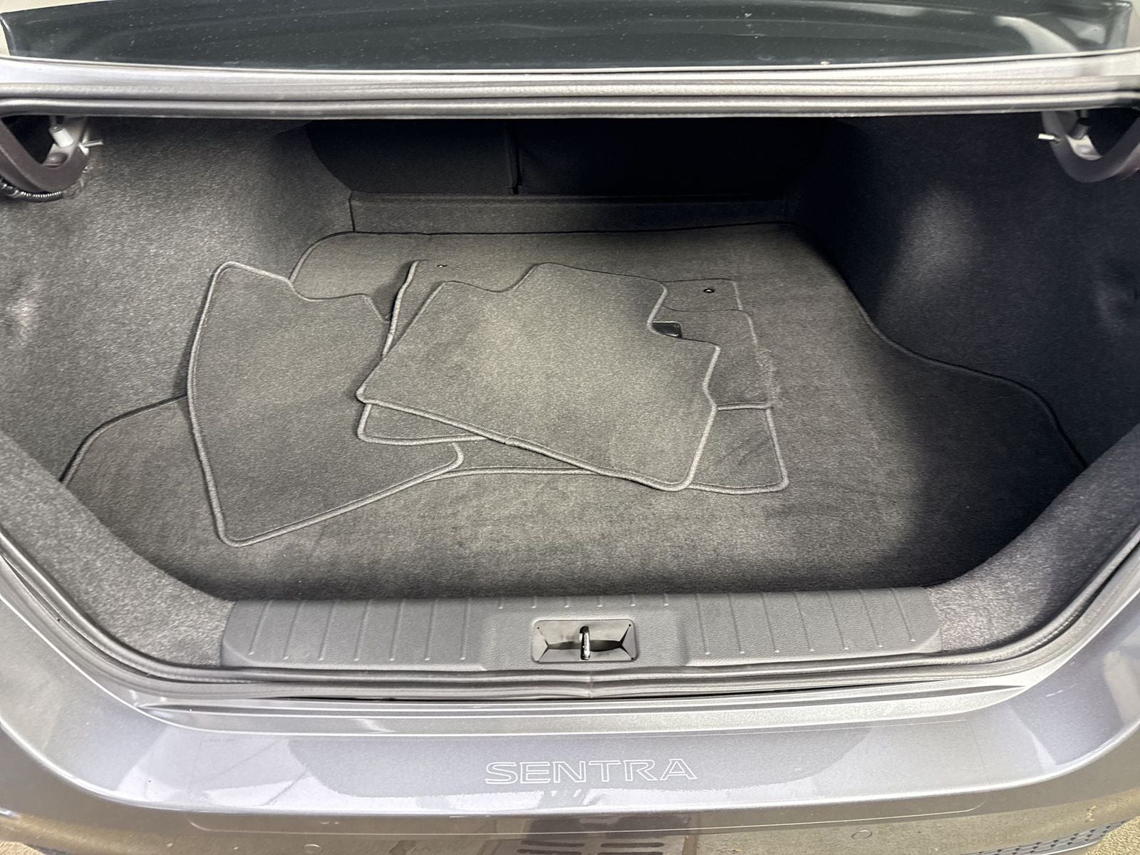 2023 Nissan Sentra SR Premium