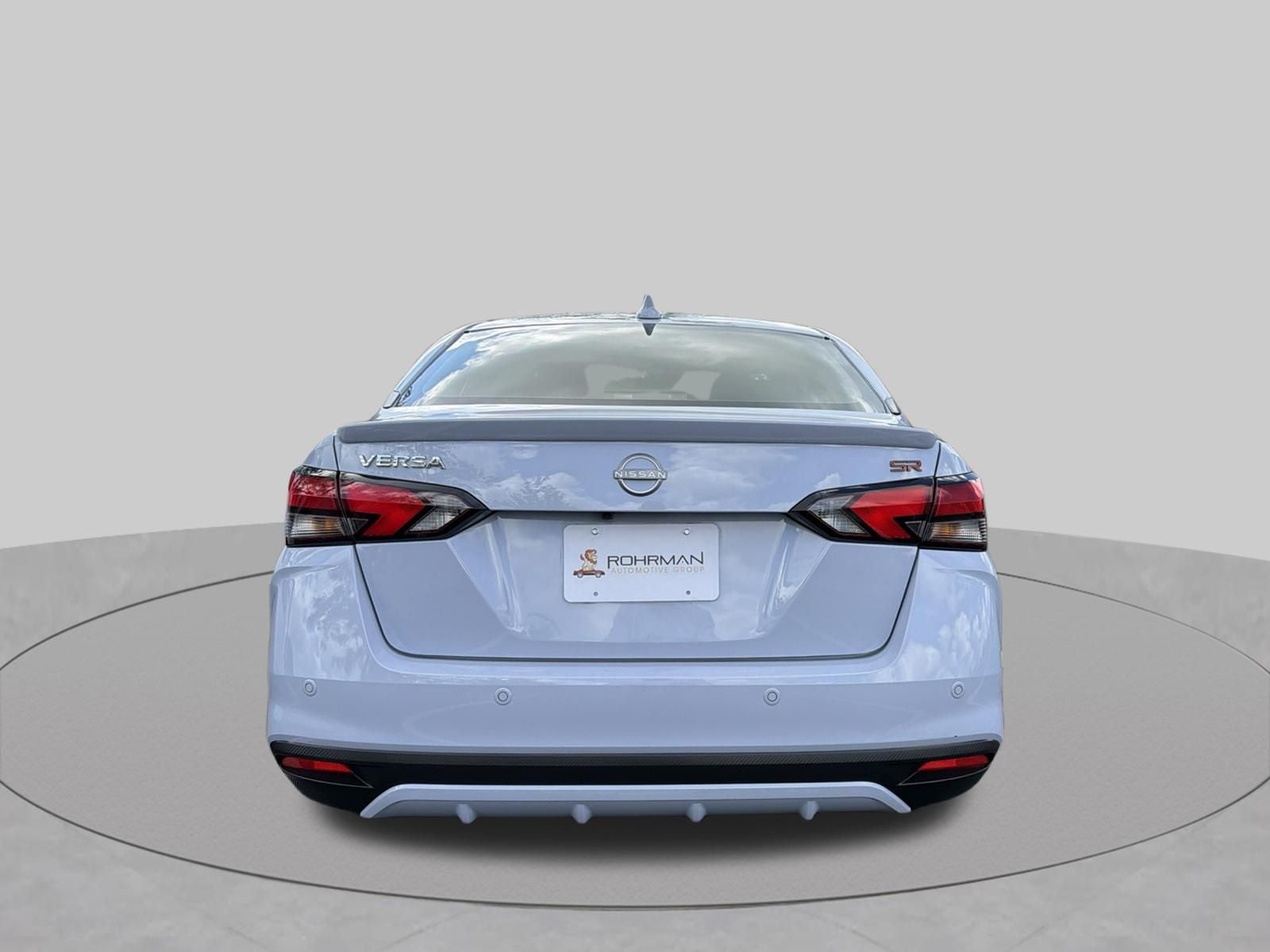 2024 Nissan Versa 1.6 SR
