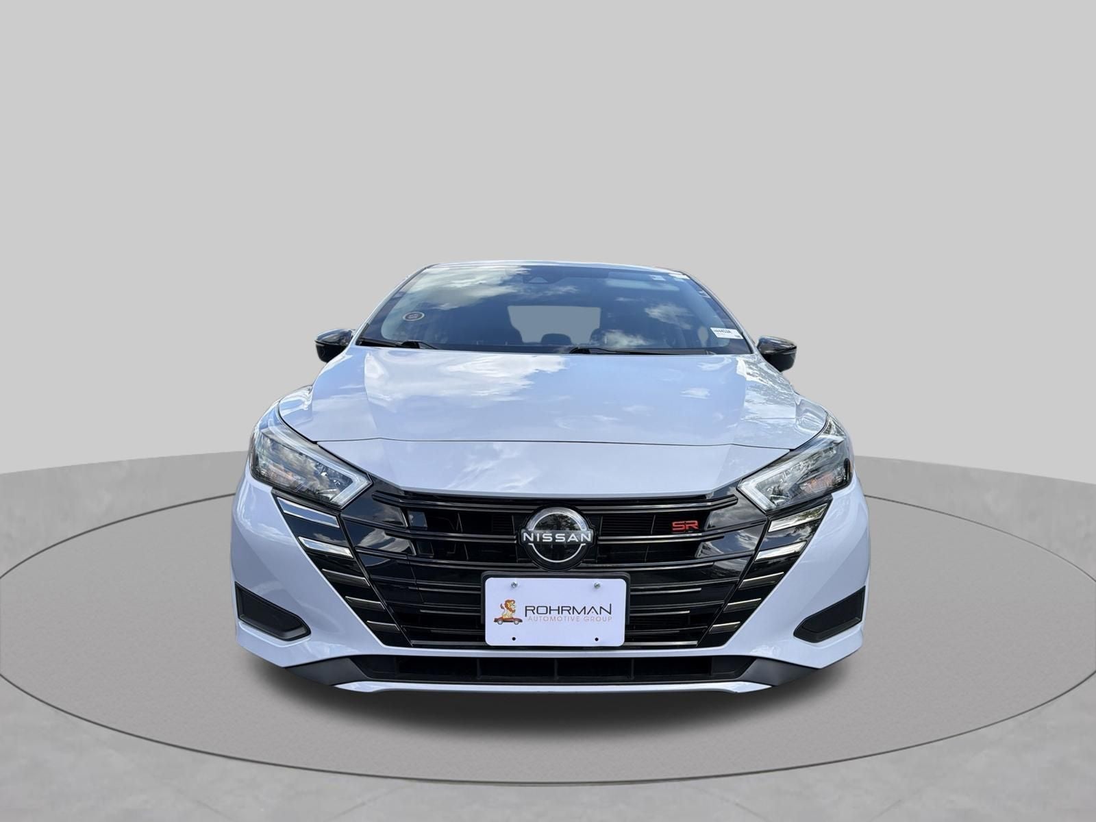 2024 Nissan Versa 1.6 SR