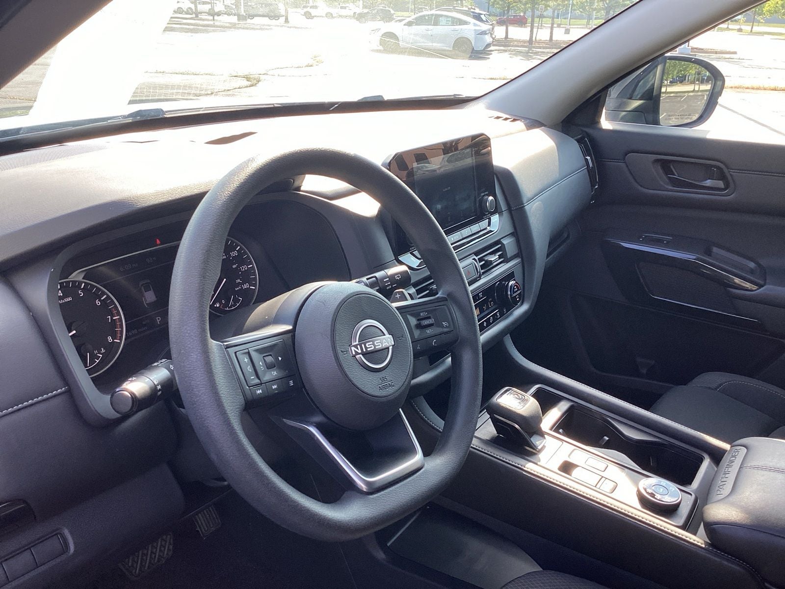 2024 Nissan Pathfinder S