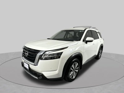 2022 Nissan Pathfinder SL 4WD