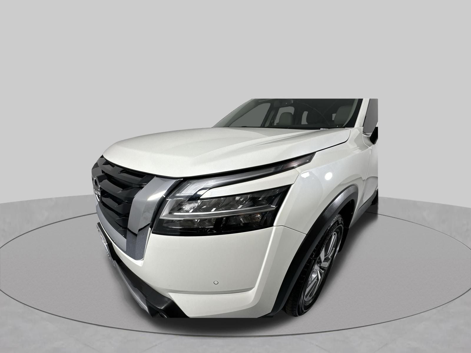 2022 Nissan Pathfinder SL 4WD