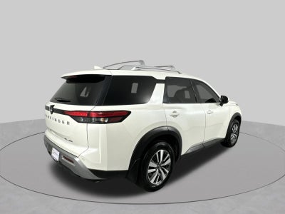 2022 Nissan Pathfinder SL 4WD