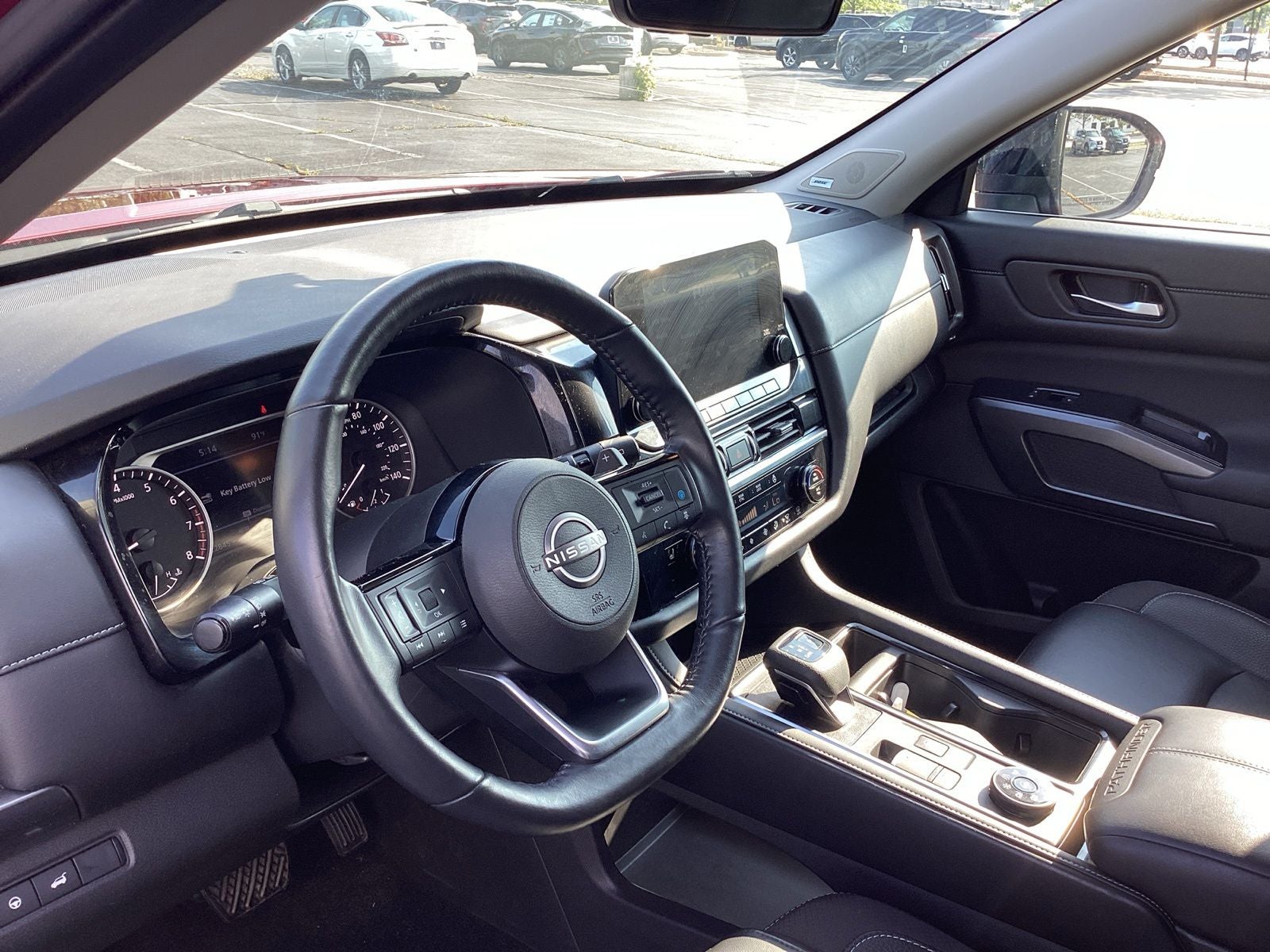 2023 Nissan Pathfinder SL