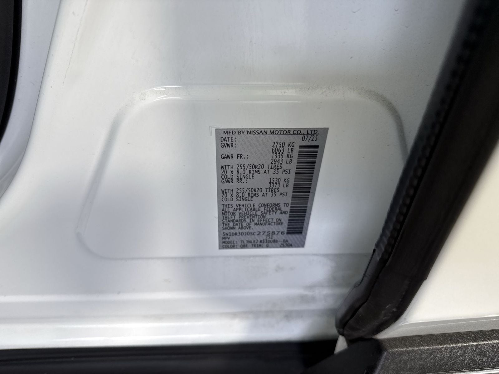 2025 Nissan Pathfinder Platinum