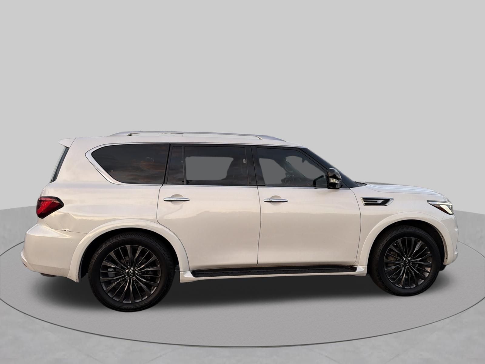 2021 INFINITI QX80 Premium Select