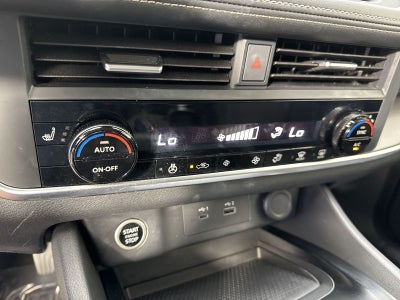 2023 Nissan Rogue SV Premium Midnight Edition