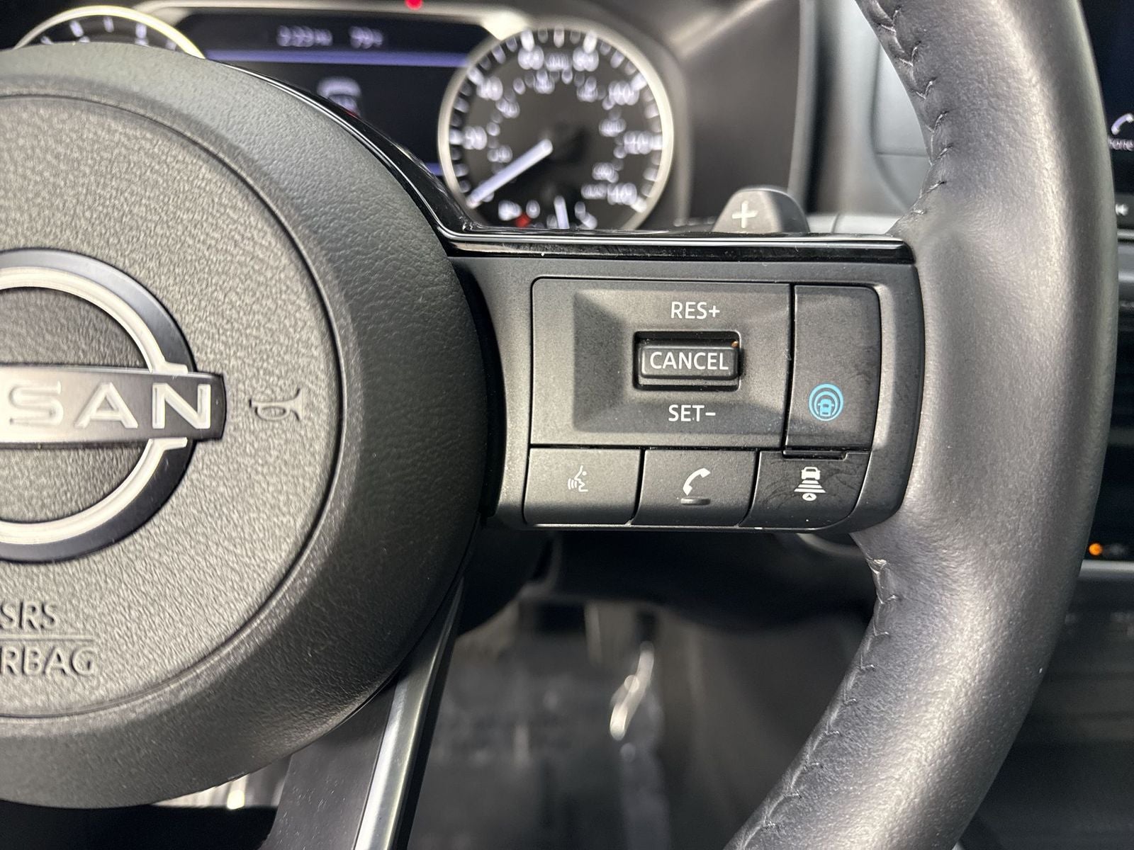 2023 Nissan Rogue SV Premium Midnight Edition