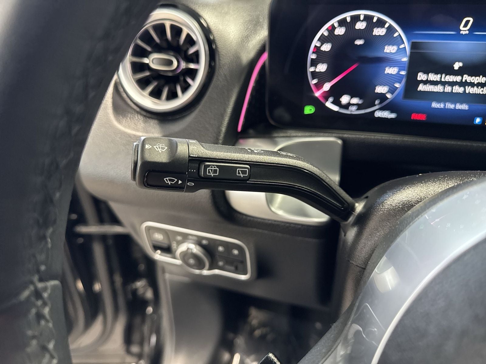 2025 Mercedes-Benz GLB GLB 250