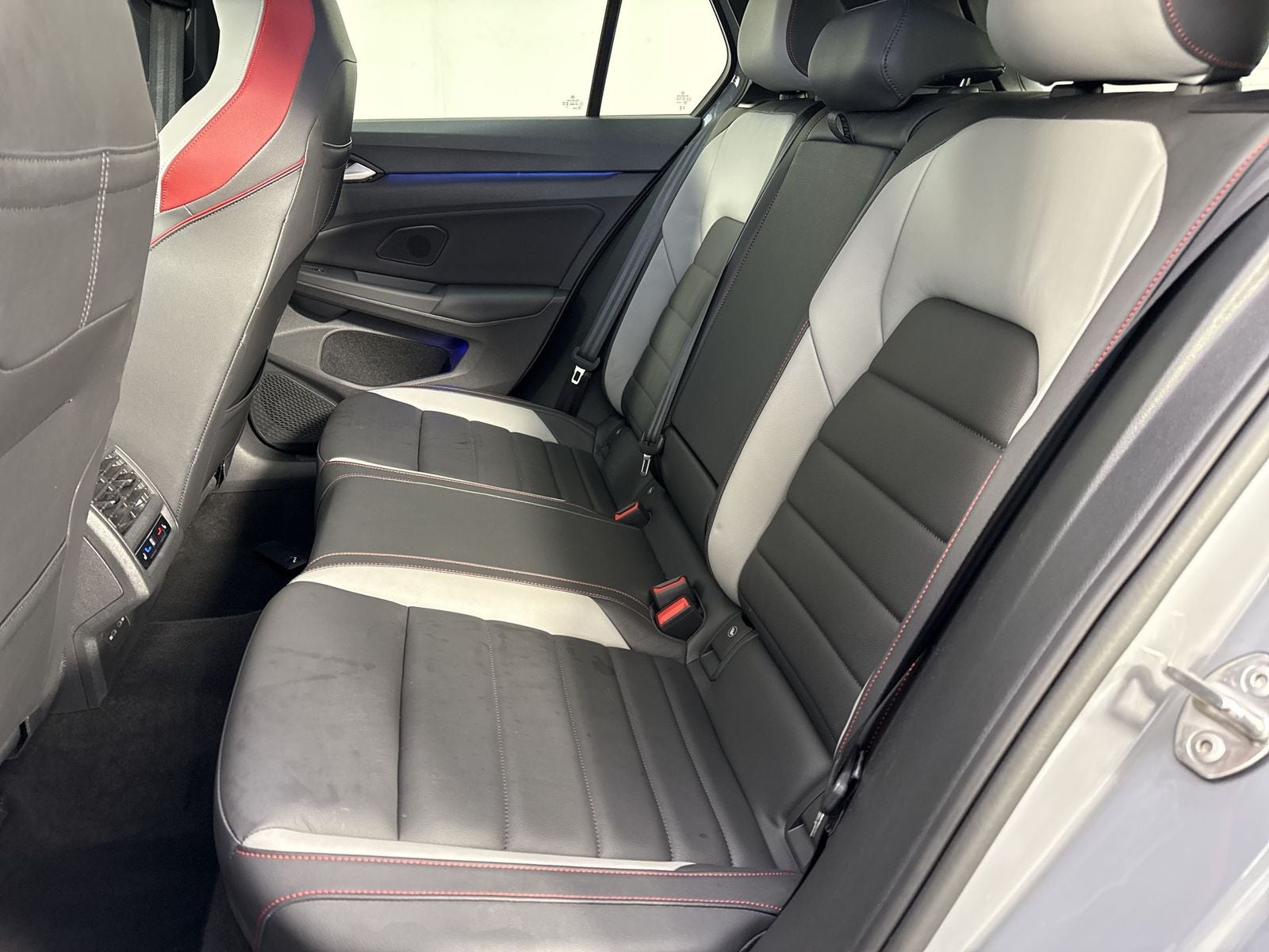 2023 Volkswagen Golf GTI Autobahn