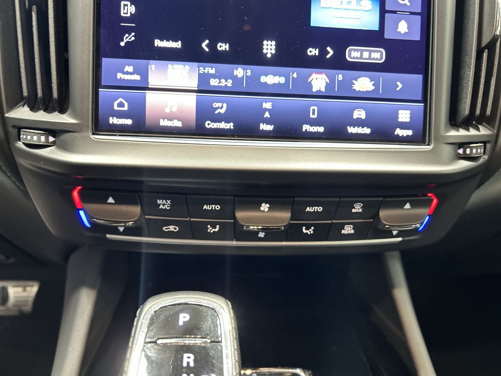 2023 Maserati Levante Modena S V8