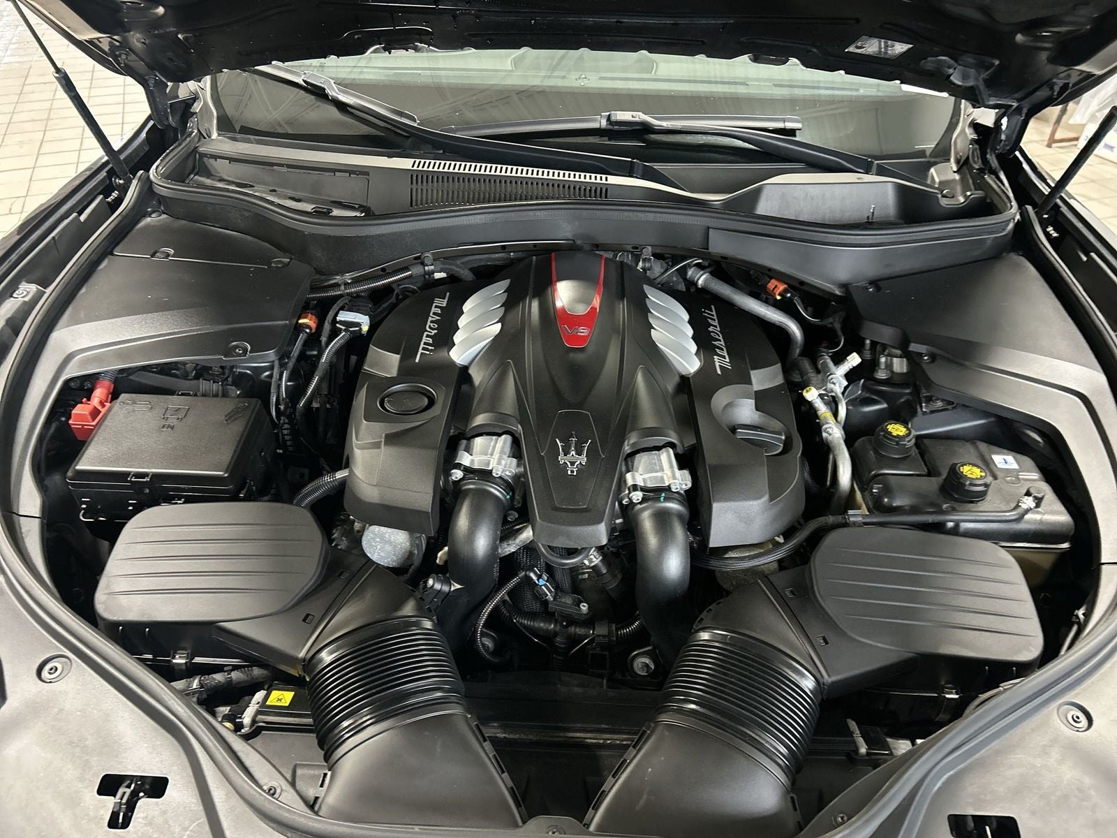 2023 Maserati Levante Modena S V8